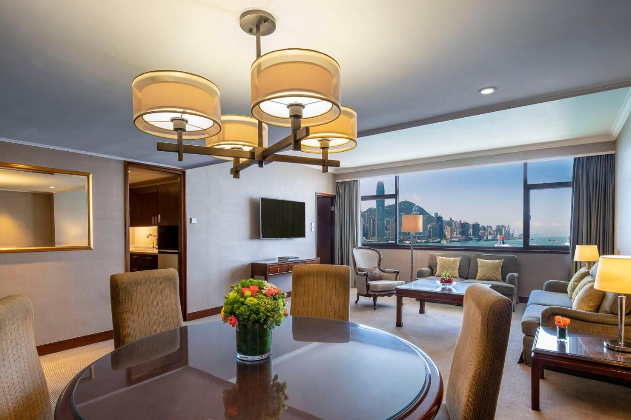 Marco Polo Hongkong Hotel Kültér fotó A suite at the hotel