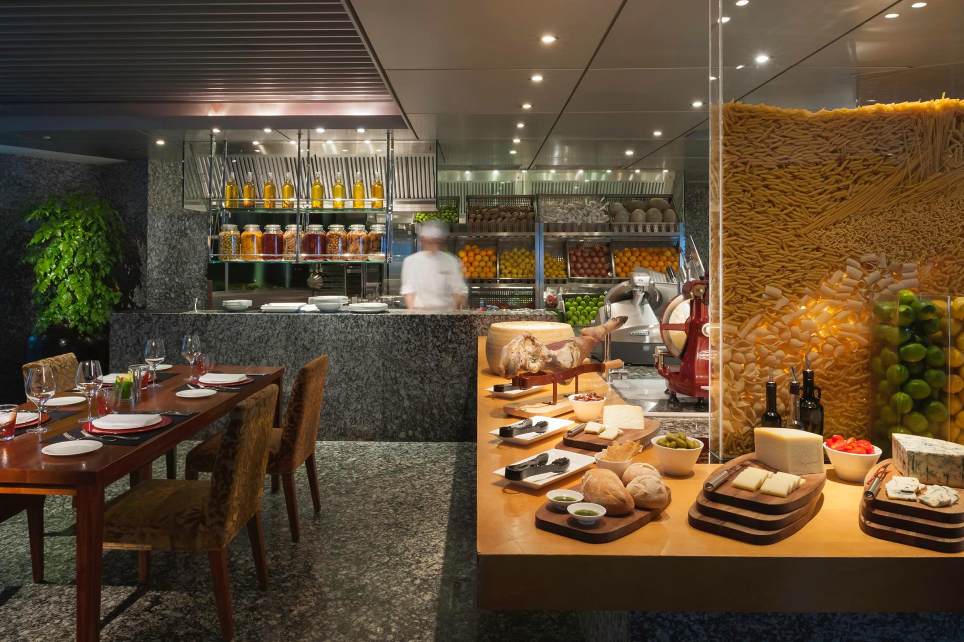 Marco Polo Hongkong Hotel Kültér fotó The kitchen at the restaurant