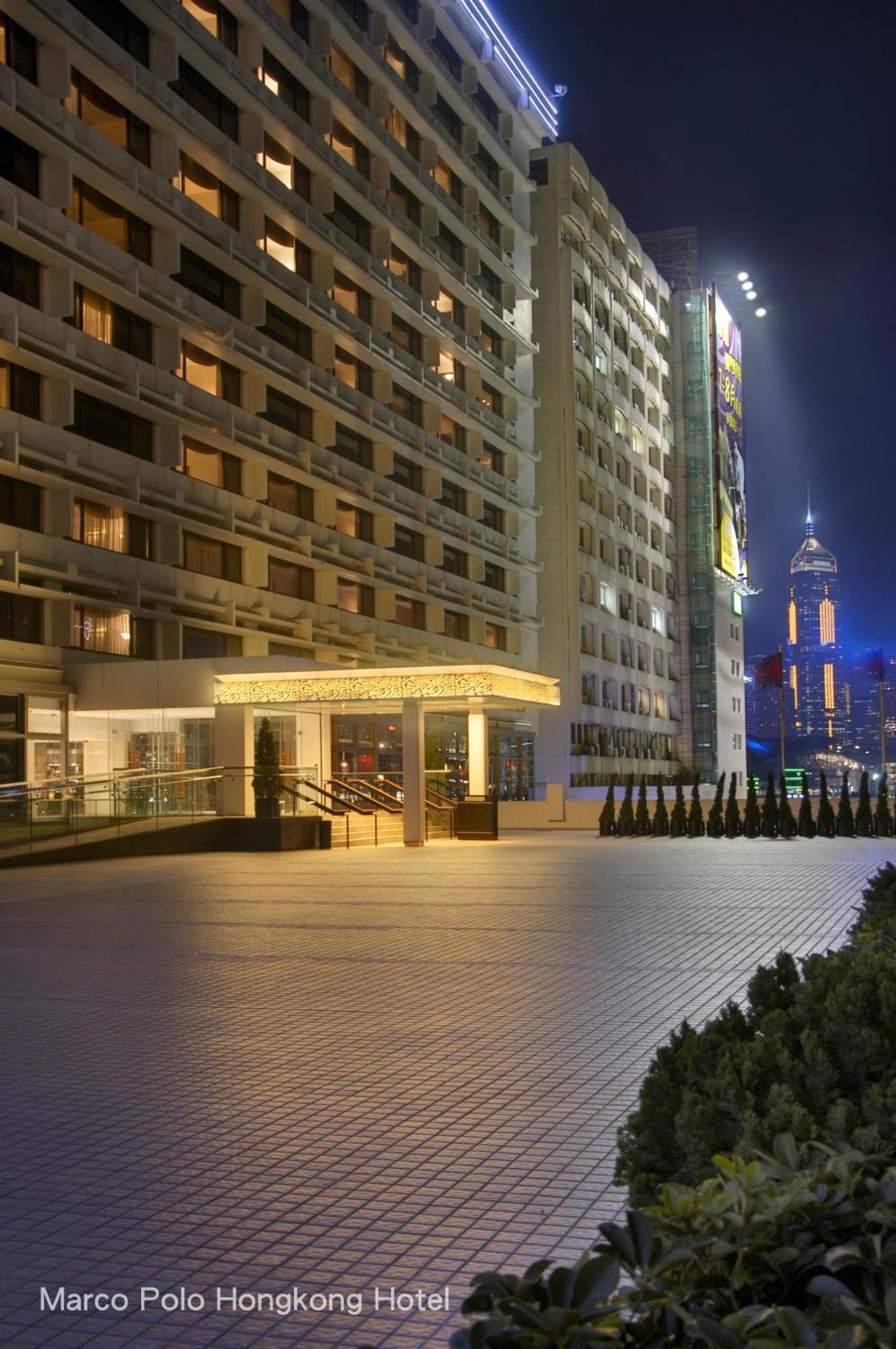 Marco Polo Hongkong Hotel Kültér fotó The entrance of the hotel